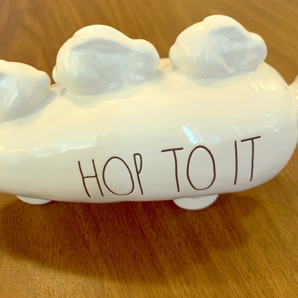 Rae Dunn HOP TO IT decoration